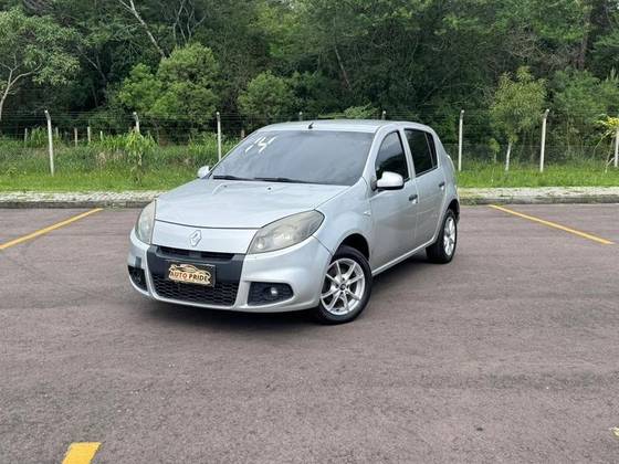 RENAULT SANDERO 1.0 AUTHENTIQUE 16V FLEX 4P MANUAL RENAULT SANDERO 1.0 AUTHENTIQUE 16V FLEX 4P MANUAL